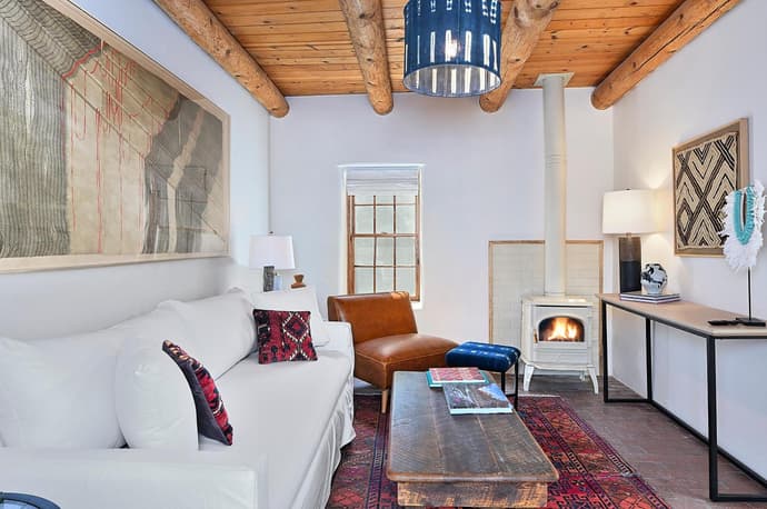 Dos Hermanas Casita 5 Downtown Courtyard Patio, 