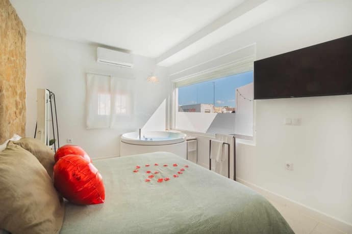 Jacuzzi Amanecer de Plata Decoración Romántica, 