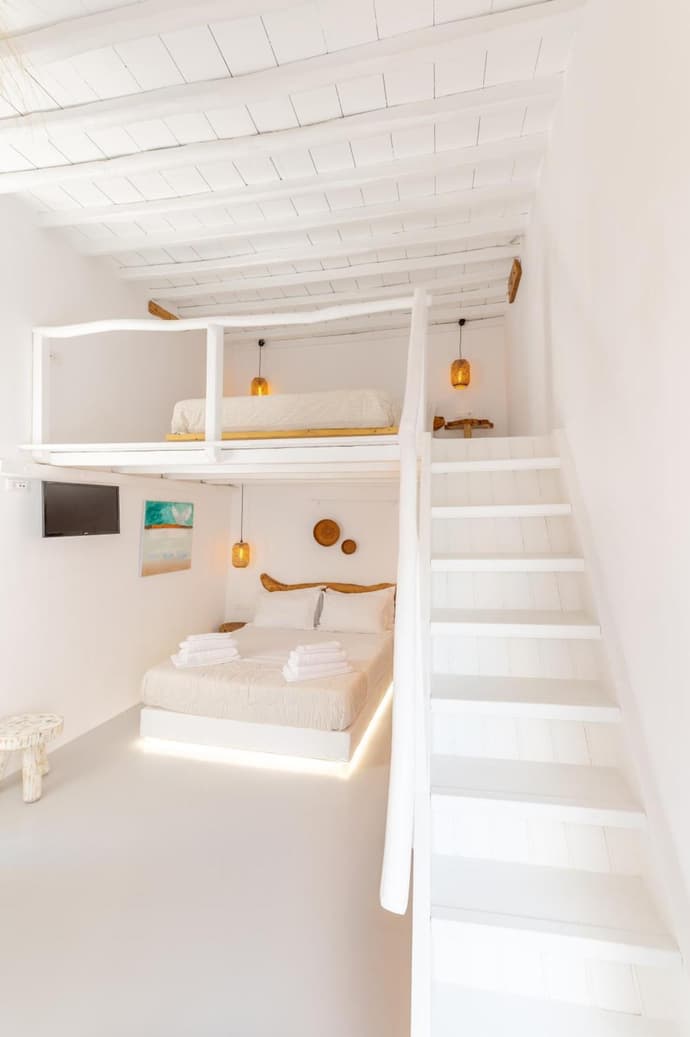 MYKONOS VIBES TOWN LOFT, 