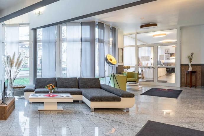 Astoria City Resort, 