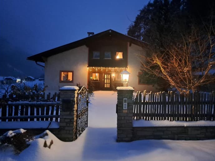 Residence Obermoarhof - Family Apartments with Pool & Playground, 