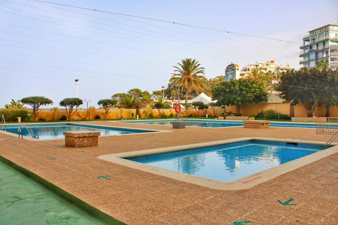 Calpe apartamento a estrenar 1a línea playa y piscina, 