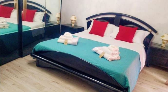 Mary Etna apartments, 