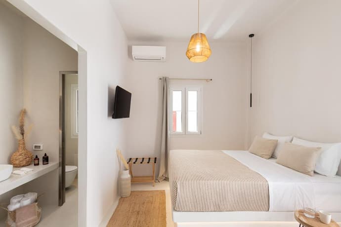 Lotus iΝ & Aroma iN , Mykonos Town, 