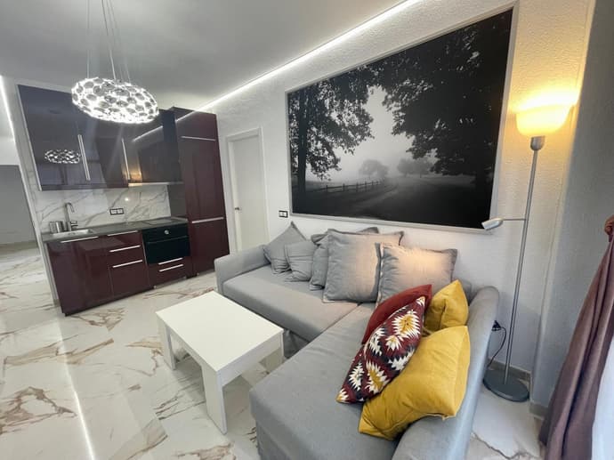 Piso Canteras/2 Bedroom+Balcony+Parking at Beach, 