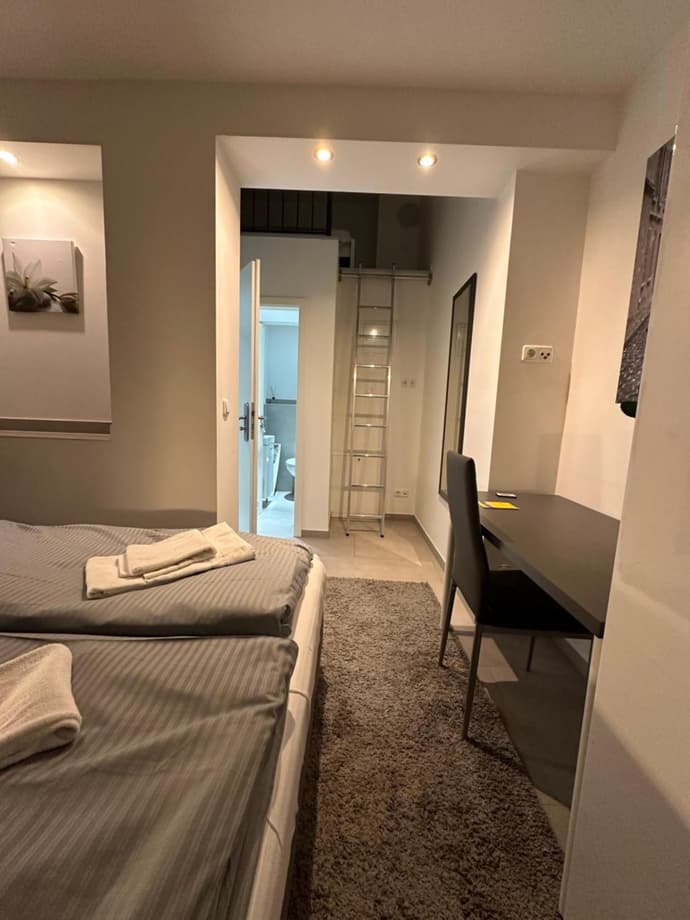 Estelada Boarding Houses - Bogenhausen, 