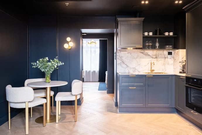 The Villa Apartments, 