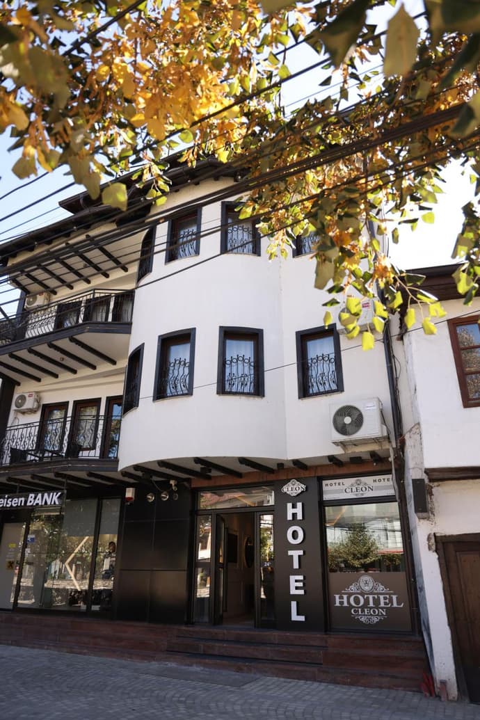 Hotel Cleon, 