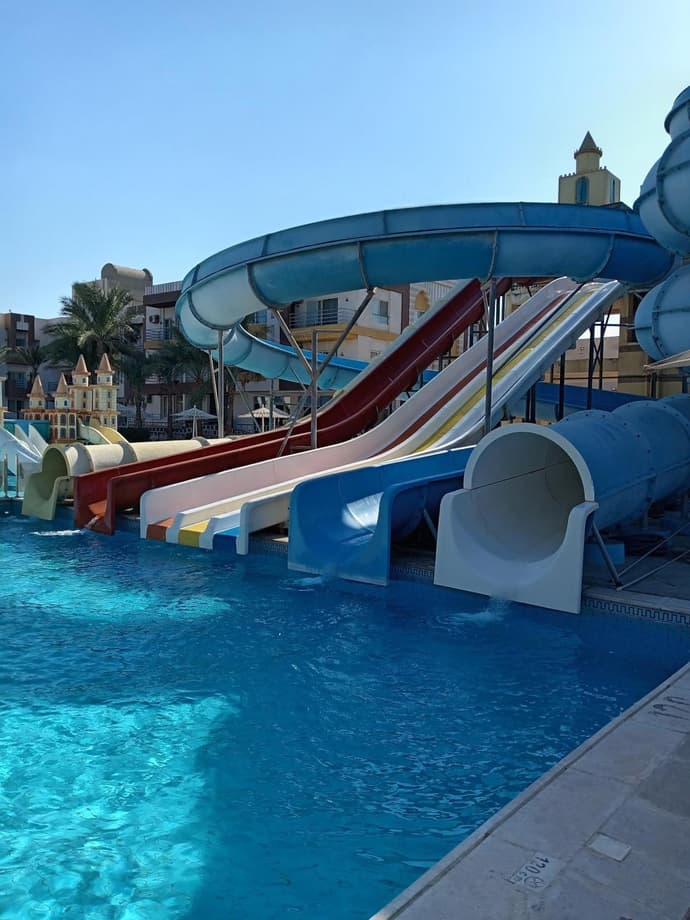 A two-room chalet in the village of Lale Land, Mirage Bay, Ecopark, 