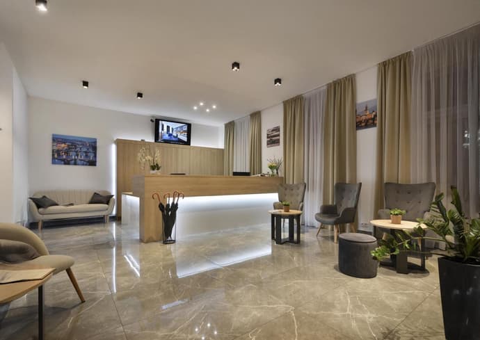 Prague Season Hotel, 