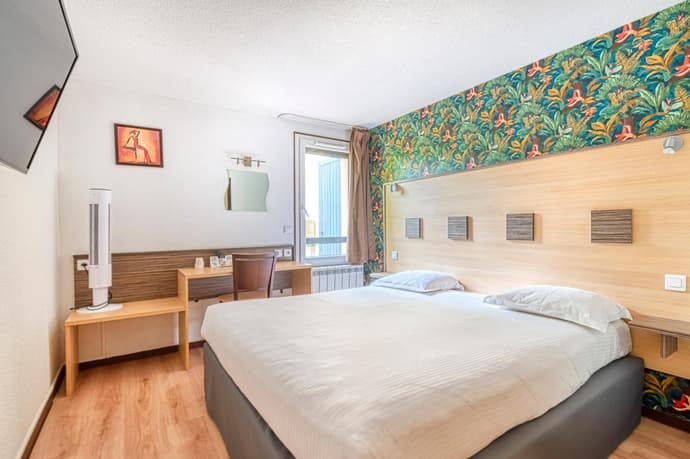 Atoll Hotel Logis Angers, Beaucouzé, 