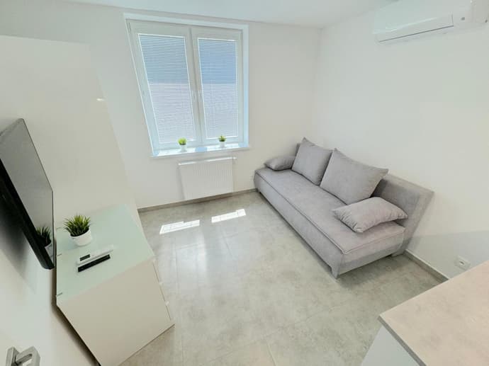 Krásny byt - apartmán 1 v blízkosti centra, 