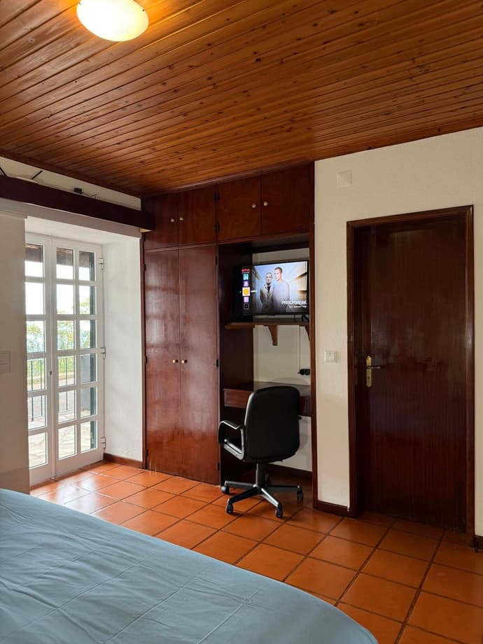 Habitación con estacionamiento, 