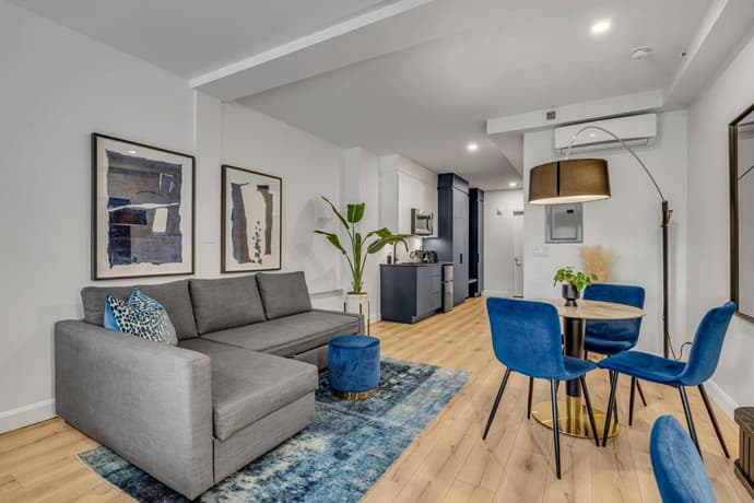 INITIAL - ORIGINE - Centre-Ville de Québec, 