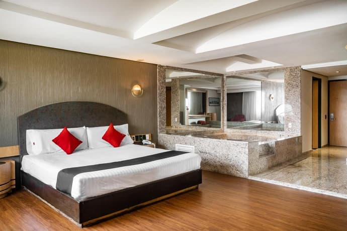 Capital O Andrade, Mexico City, 