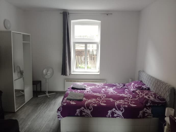ZAGREB Main Station Budget Apartment, 