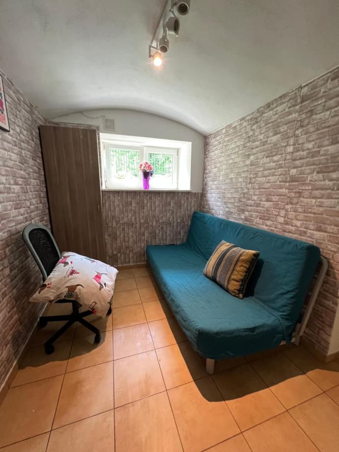 Kawalerka-Studio underground, 