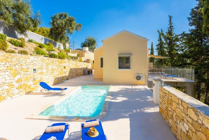 Villa Alexandros, 
