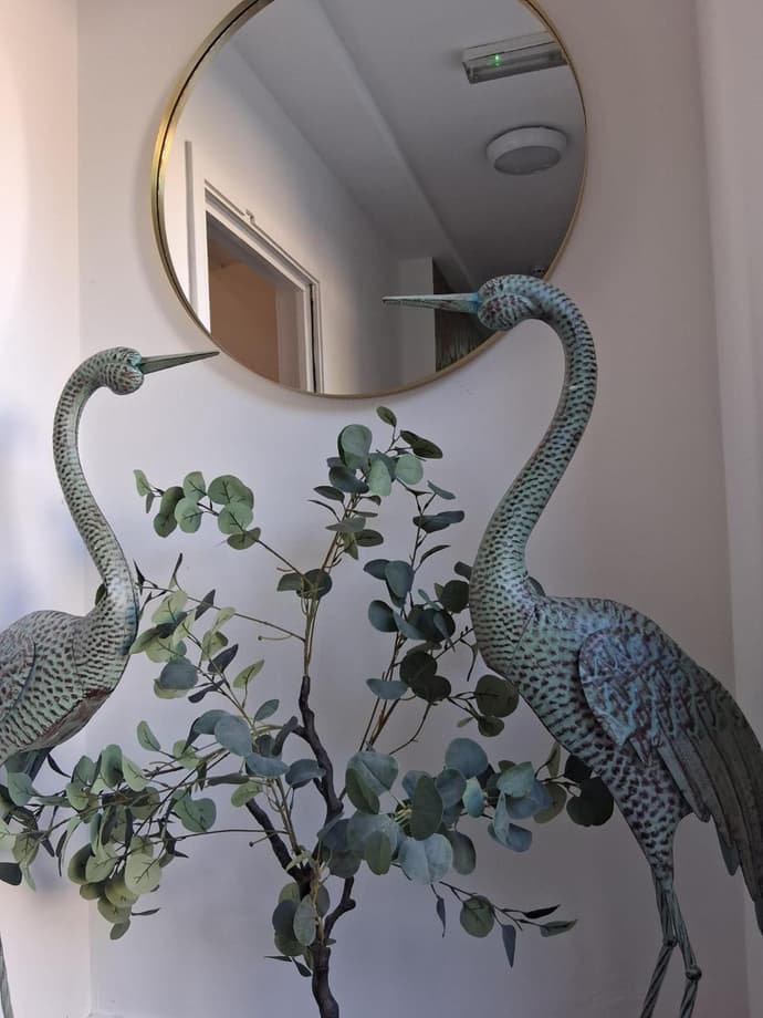 Crown House Studio Apartment, 