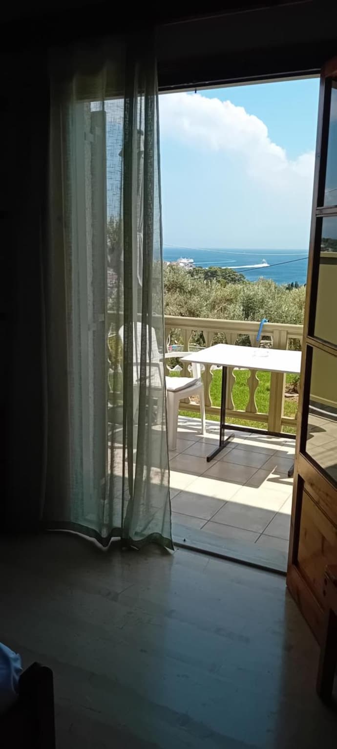 Villa Makis Studios, 