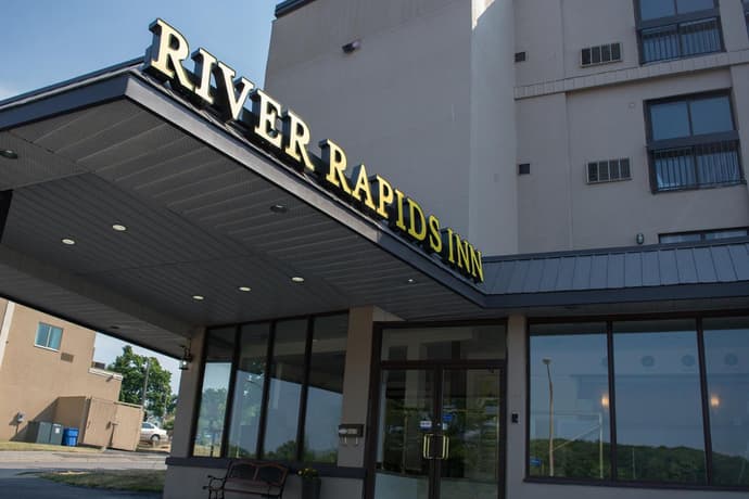 River Rapids Inn, 