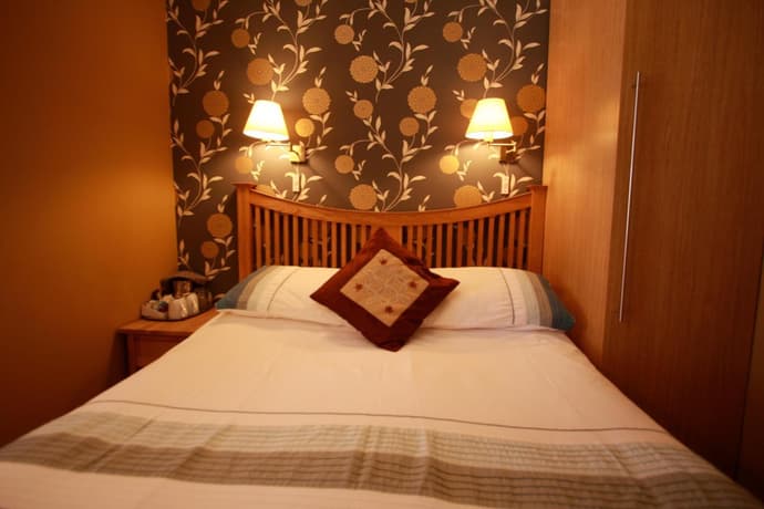 Brentwood Guest House, 