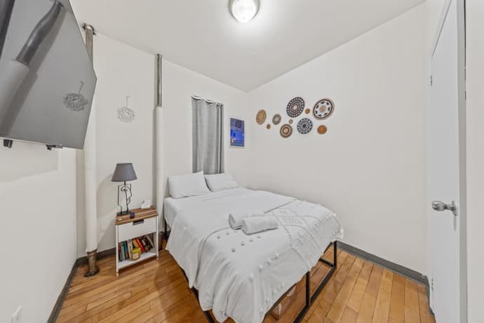 Steps from Everything - Modern 1-Bdr in Downtown's Union Square, 