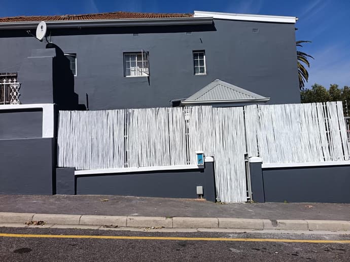 Happy Home Woodstock Apartment, 