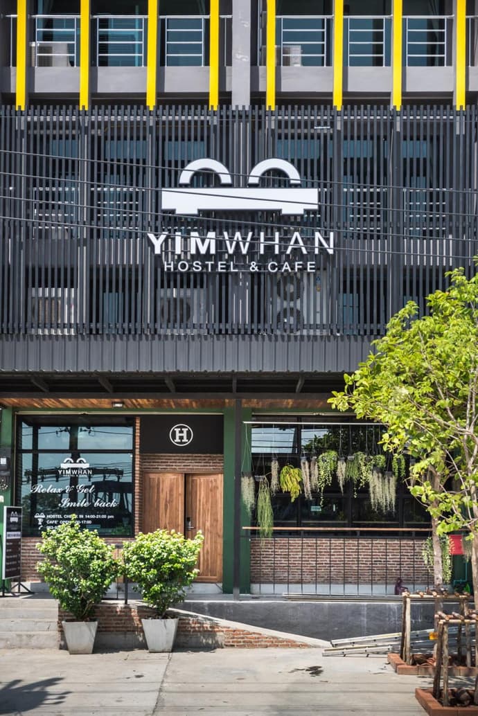 Yimwhan Hostel & Cafe Ayutthaya, 