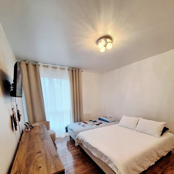 Studio ALPHA - 2min by train to Disneyland OR 20min walk - 5min walk to "Val d'Europe" station, 