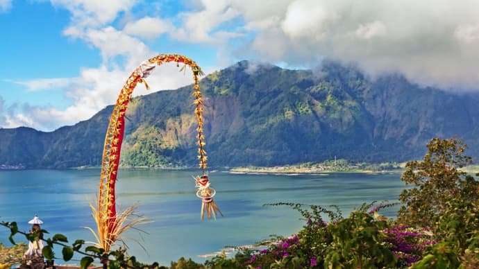 Bali Roundtrip (Guarantee Spanish Speaking Guide)