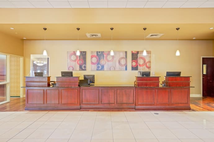 OYO Hotel St Louis Downtown City Center MO, 