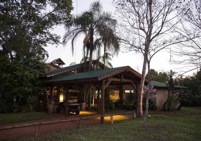 DON MOCONA VIRGIN LODGE, 