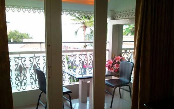 Lotus Bay View Hotel, 