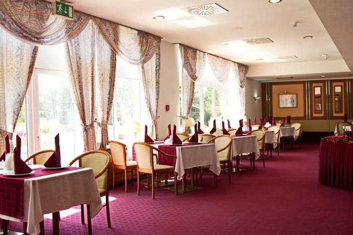 Shodlik Palace Hotel, 