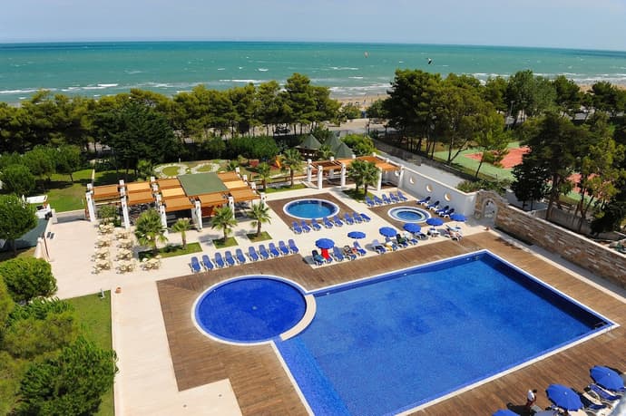 PIZZOMUNNO VIESTE PALACE HOTEL PUGLIA 2020/2022 - GATTINONI, Featured Image