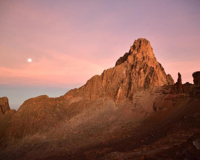 Gruppentour "Mt. Kenya Besteigung"