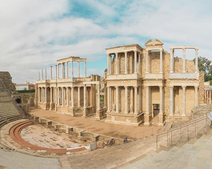 Mérida: La Pequeña Roma de España, Un Viaje a Través de la Historia