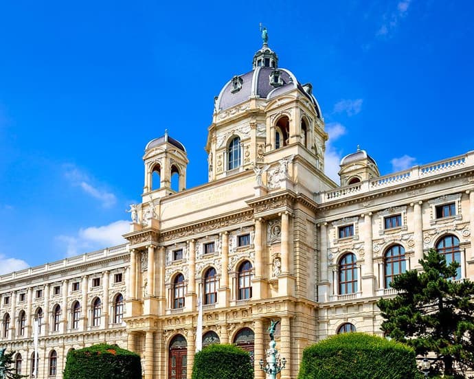 Viaggi in compagnia - VIENNA: CAPODANNO SULLE NOTE DELL'ELEGANZA