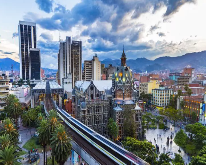 BASIC PACKAGE 2025 MEDELLIN 3 NIGHTS – 4 DAYS