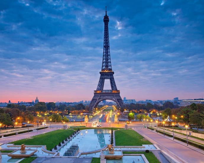 EXPLORE CITY PARIGI in compagnia