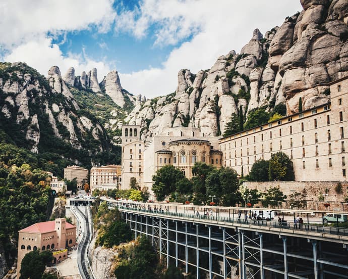 TRAMO 1:  RUTAS ENTRE HISTORIA Y MAR