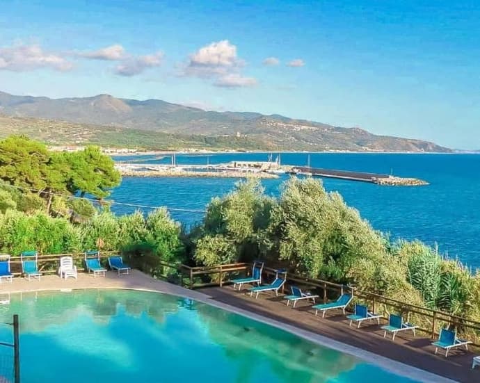 Hydra Club Hotel & Village, 