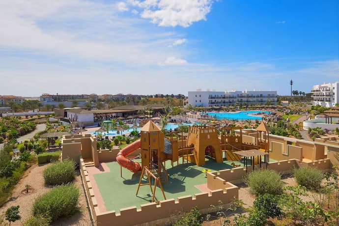 Melia Dunas Beach Resort & Spa, Children's activities