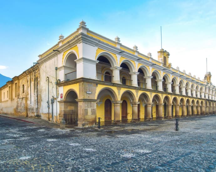 Raíces Vivas: Encuentro Cultural en el Corazón de Guatemala