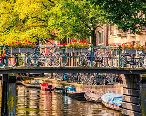 AMSTERDAM, CIUDADES IMPERIALES, CROACIA Y BOSNIA CON EXTENSION A ISLA DE KORCULA 2025