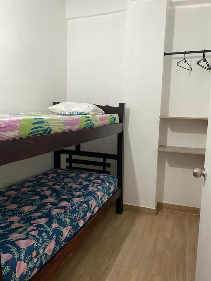 casa natyrouss, Room