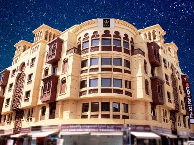 Montreal Naif Hotel, 