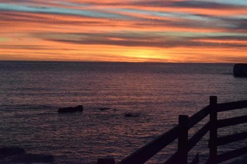 Lydia Rooms & Studios, 