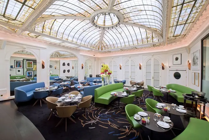 Hotel Vernet, Primary image